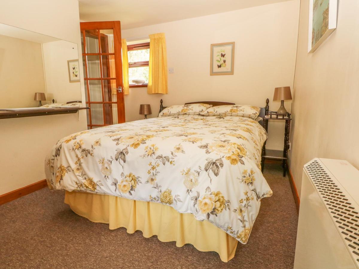 Cordwainer Cottage Stoke-on-Trent ภายนอก รูปภาพ